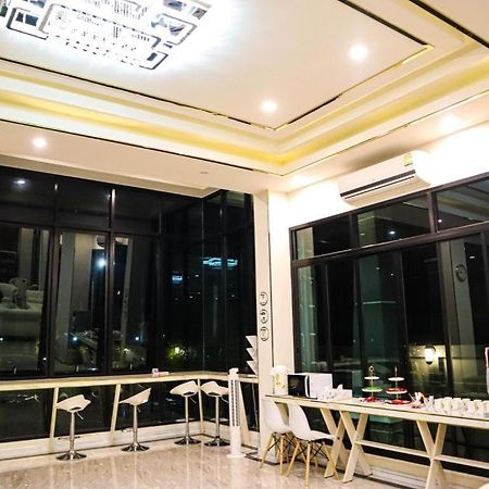 Aiyara Riverine Hotel, Nakhon Phanom Exterior foto